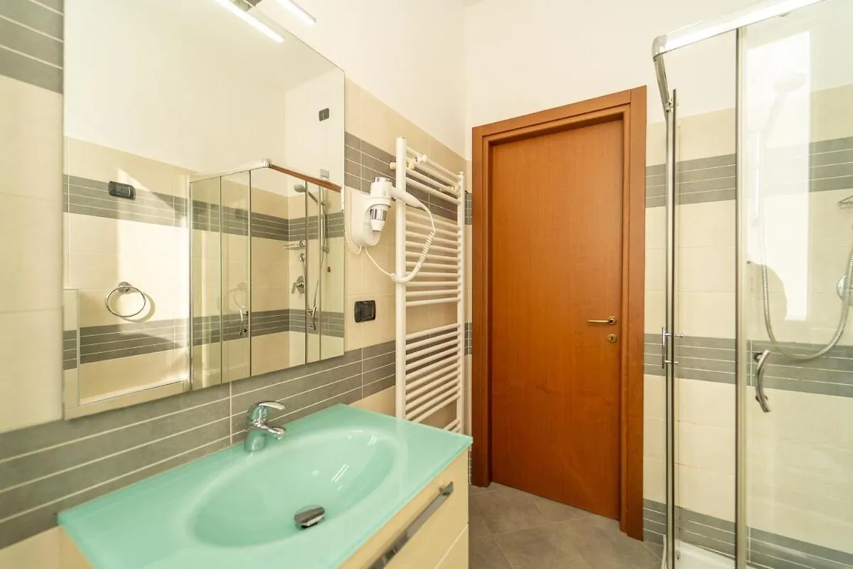 Lejlighed Como City Flat With Ac And Wifi